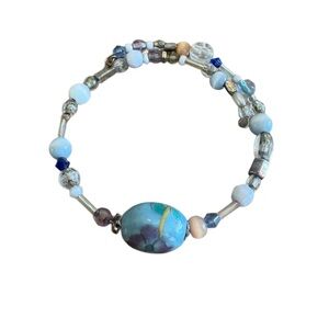 Chic Blue and Silver Beaded Bracelet